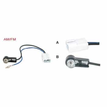 AM / FM antenna adapter