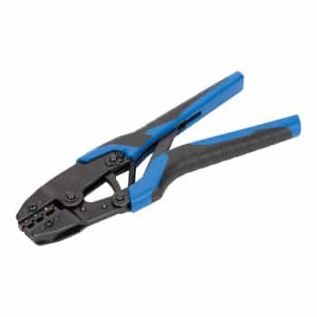 Ratchet crimping pliers for insulated cable lugs